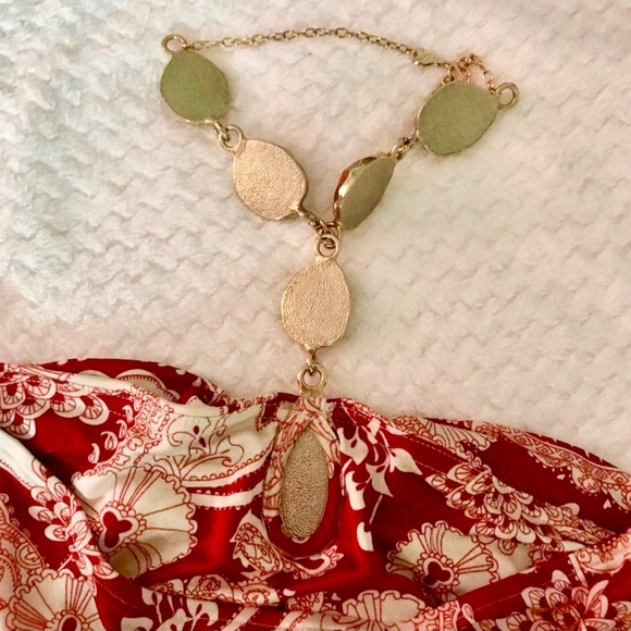 1 Sky Brand Red and White Paisley Print Bling Chain Halter Top Size Small ❤️✨ - Picture 7 of 8